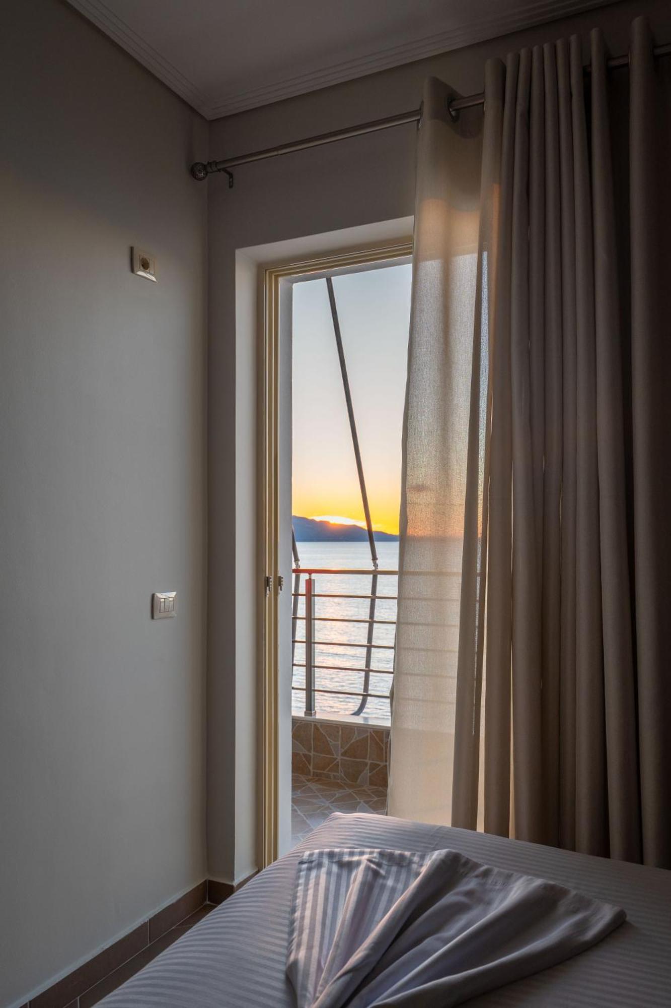 Cavo Paradise Sarandë Exteriér fotografie